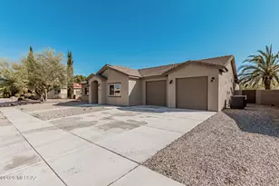 1170 N La Canoa, Green Valley, AZ 85614 - Photo 3