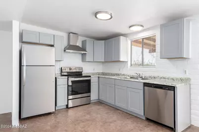 1010 S Camino De Las Colinas, Tucson, AZ 85748 - Photo 17
