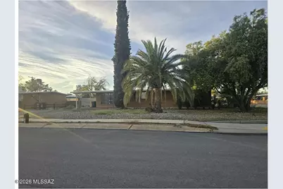 6902 E Calle Neptuno, Tucson, AZ 85710 - Photo 1
