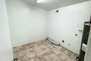 9670 E Burnett St, Tucson, AZ 85730 - Photo 11