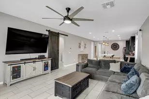 10857 W Sarabella Dr, Marana, AZ 85653 - Photo 7