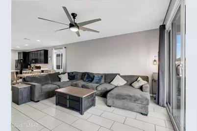 10857 W Sarabella Drive, Marana, AZ 85653 - Photo 9