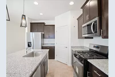 6902 W Sweetshade Lane, Tucson, AZ 85757 - Photo 11