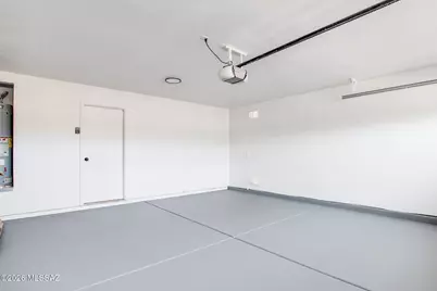 9410 E Grapevine Spring Place, Tucson, AZ 85710 - Photo 19