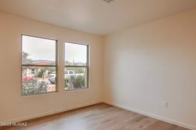 9410 E Grapevine Spring Place, Tucson, AZ 85710 - Photo 13