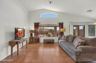 971 W Rio Teras, Green Valley, AZ 85614 - Photo 7