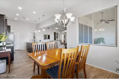 940 N Observation Trail, Green Valley, AZ 85614 - Photo 9