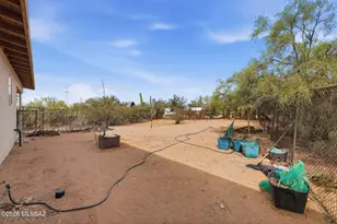 4975 N Lak a Yucca Rd, Tucson, AZ 85743 - Photo 5