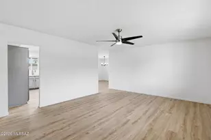 1 S Fluorite Dr, Tucson, AZ 85745 - Photo 9