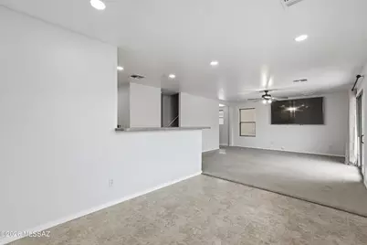 18274 S Dusk View Drive, Green Valley, AZ 85614 - Photo 9