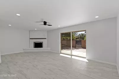 9056 E Calle Norlo, Tucson, AZ 85710 - Photo 9