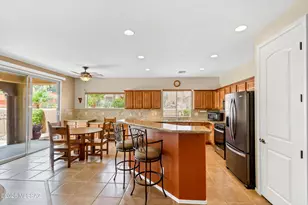 6041 W 10 Star Dr, Tucson, AZ 85713 - Photo 13