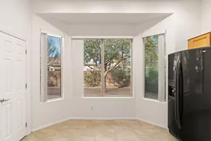 9337 N Indian Summer Dr, Tucson, AZ 85743 - Photo 13