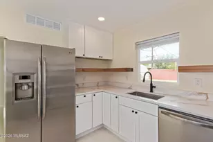 2549 E La Cienega Dr, Tucson, AZ 85716 - Photo 7