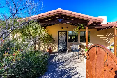 2205 E Hampton Street, Tucson, AZ 85719 - Photo 1