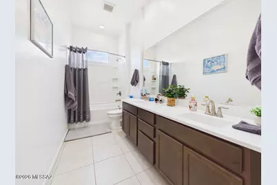 12775 E Prairie Aster Lane, Tucson, AZ 85747 - Photo 15