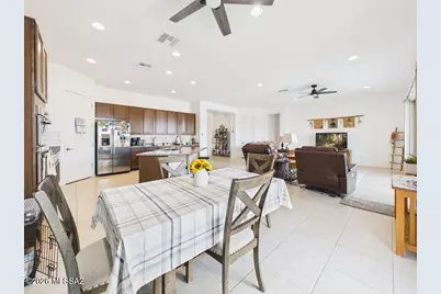 12775 E Prairie Aster Lane, Tucson, AZ 85747 - Photo 7