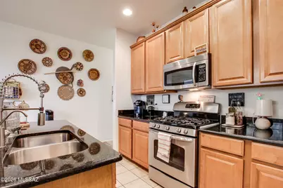 7040 W Hidden River Way, Tucson, AZ 85757 - Photo 17