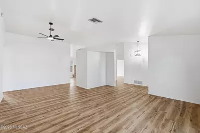 2821 W Darley Woods Drive, Tucson, AZ 85742 - Photo 5