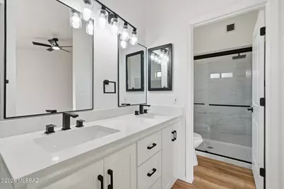 2821 W Darley Woods Drive, Tucson, AZ 85742 - Photo 17