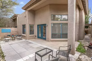 6082 N Running Deer Cir, Tucson, AZ 85750 - Photo 11