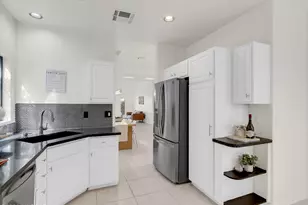 6082 N Running Deer Cir, Tucson, AZ 85750 - Photo 15