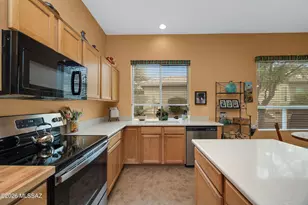 63560 E Vacation Dr, Tucson, AZ 85739 - Photo 11