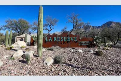 10280 N Calle Del Carnero, Oro Valley, AZ 85737 - Photo 1