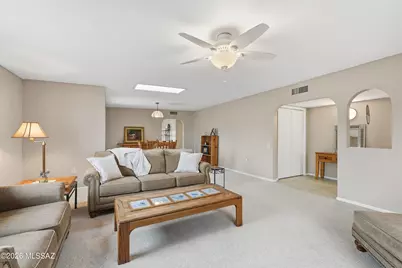 919 W Camino Guarina, Green Valley, AZ 85614 - Photo 7