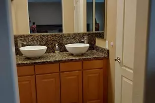 9674 E Country Ct, Tucson, AZ 85749 - Photo 13