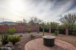 8371 N Amber Burst Dr, Tucson, AZ 85743 - Photo 33