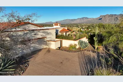 8528 N Nob Hill Drive, Tucson, AZ 85742 - Photo 9