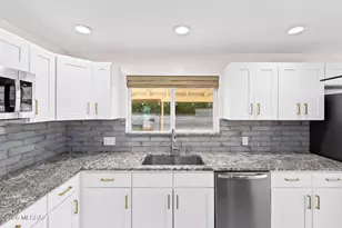 220 S Clausen Cir, Tucson, AZ 85745 - Photo 3