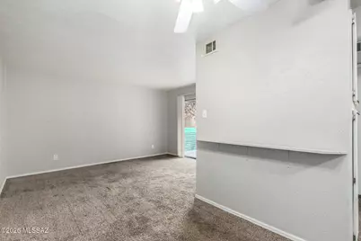 1620 N Wilmot Road #UNIT D271, Tucson, AZ 85712 - Photo 9