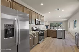 204 Market Cir, Tubac, AZ 85646 - Photo 15