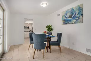 7672 E Sabino Vista Dr, Tucson, AZ 85750 - Photo 7