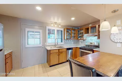 138 S La Canada Drive #C, Green Valley, AZ 85614 - Photo 11