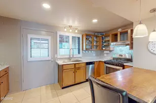 138 S La Canada Dr, Green Valley, AZ 85614 - Photo 11