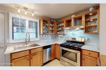 138 S La Canada Drive #C, Green Valley, AZ 85614 - Photo 17