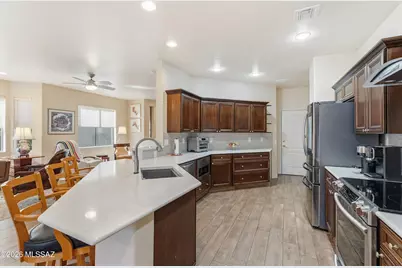 531 W Aspenwood Street, Green Valley, AZ 85614 - Photo 17