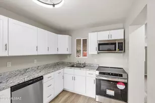 3945 E Glenn St, Tucson, AZ 85712 - Photo 9