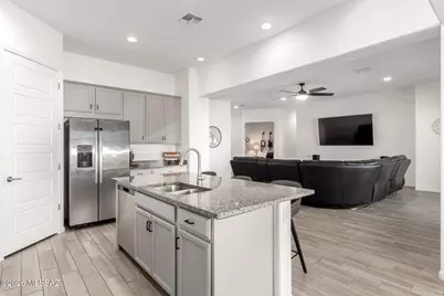 7737 S Indian Wheat Way, Tucson, AZ 85747 - Photo 13