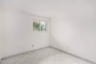 1535 S Rocky Mountain Dr, Tucson, AZ 85710 - Photo 19