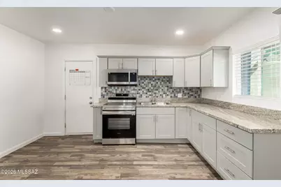 411 W 35th Street, Tucson, AZ 85713 - Photo 5