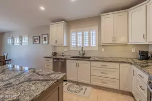 5336 W Tortolita Flats Ln, Marana, AZ 85658 - Photo 9