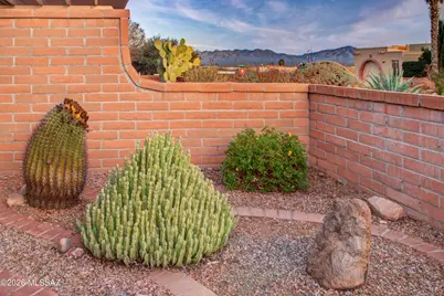 1505 W Via Del Jarrito, Green Valley, AZ 85622 - Photo 13