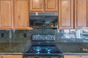 1001 N Desert Deer Ps, Green Valley, AZ 85614 - Photo 9