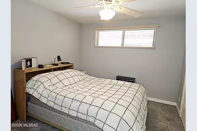 8556 E Kenyon Drive, Tucson, AZ 85710 - Photo 15