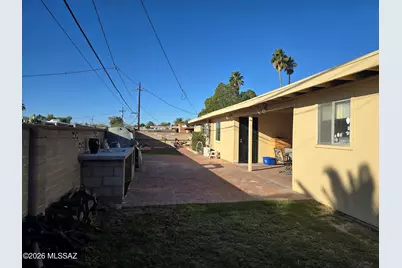 8556 E Kenyon Drive, Tucson, AZ 85710 - Photo 31
