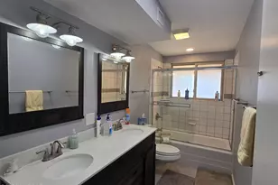 8556 E Kenyon Dr, Tucson, AZ 85710 - Photo 17
